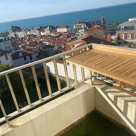 Beautiful Sea View, Heart Of Downtown Appartamento *